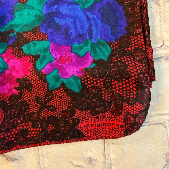 VINTAGE LIZ CLAIBORNE RED/BLACK/PURPLE MULTI COLORED SILK OBLONG SCARF - Picture 3 of 5